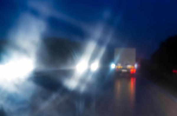 night-driving-glare.jpg